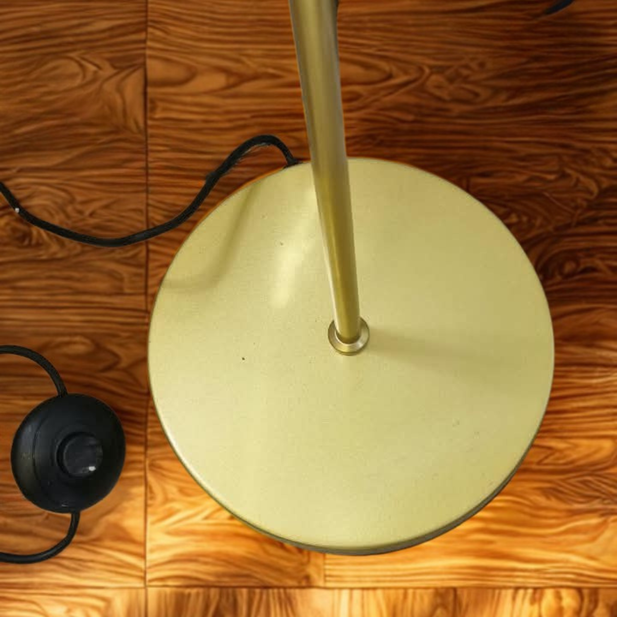 Lámpara De Pie Mónaco Vidrio Opal Art Déco